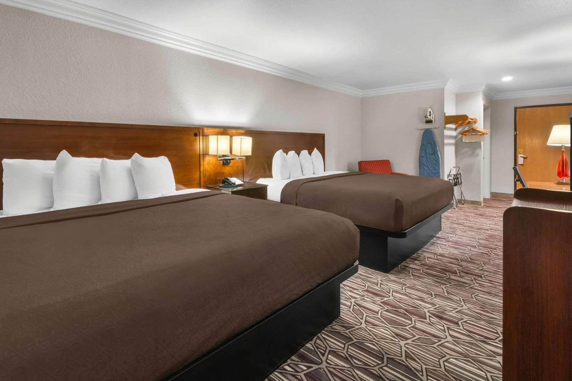Surestay Plus By Best Western Fort Worth Benbrook Exterior foto